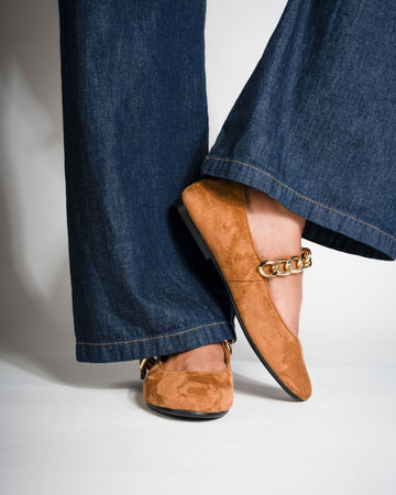 Chestnut Charm flats
